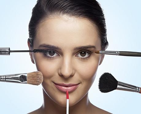 5 Ways You are Doing Raksha Bandhan Makeup the Wrong Way