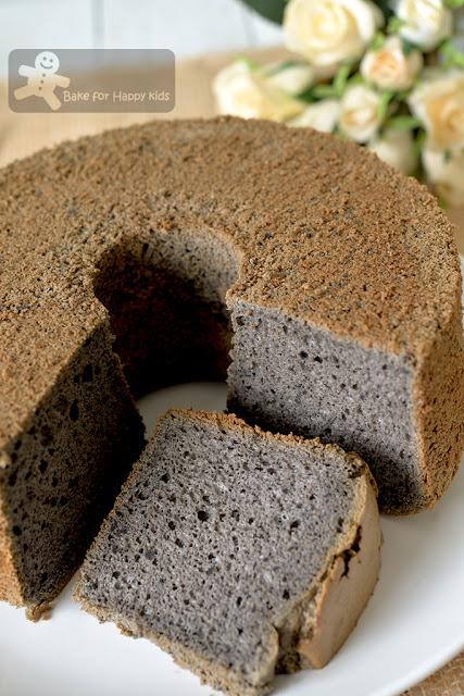 soft moist black sesame chiffon cake