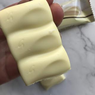 White Chocolate Galaxy Bar Review