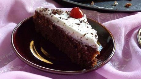Bake Eggless Chocolate Cake At Home