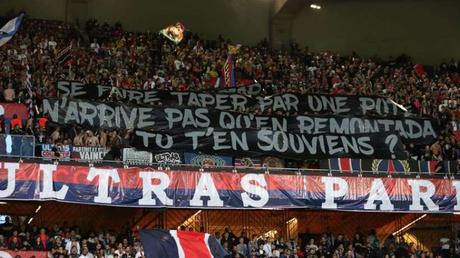 PSG players react to the hostilities of the Parc des Princes against Neymar