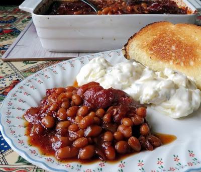 Easy Boston Baked Beans