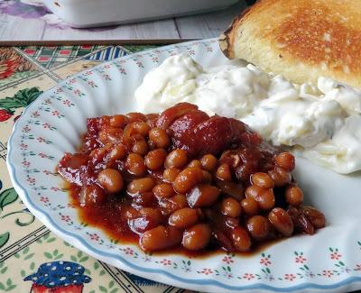 Easy Boston Baked Beans