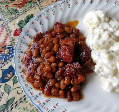 Easy Boston Baked Beans