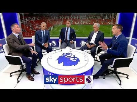 Gary Neville and Jamie Carragher have HEATED disagreement over tactical set-up! | Super Sunday