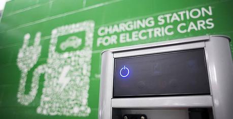 Federal government invests in EV charging station made from repurposed batteries in Manitoba