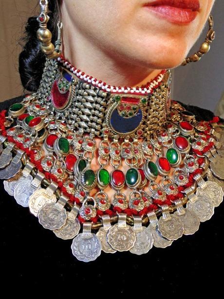 Latest Bridal Jewellery Trends for the Modern Indian Bride given by Jewellery Designers & Curators