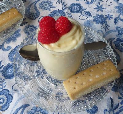 Lush & Creamy Lemon Mousse