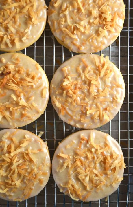 Chewy Coquito Cookies (Puerto Rican Eggnog)