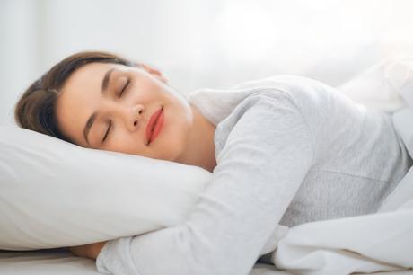 8 Food Habits That Will Improve Your Beauty Sleep