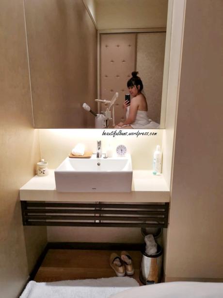 Review: Bacial (Back Facial) at La Source Spa, Thong Teck Building