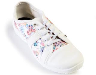 Shoe of the Day | Arcopedico Leta B Sneaker