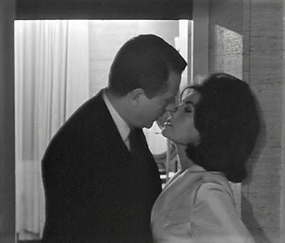 Hitchcockian: François Truffaut 's The Soft Skin (1964)