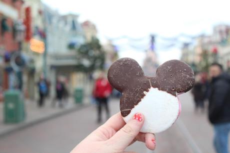 My Favourite Snacks at Disneyland Paris!