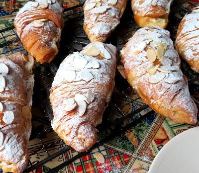 Easy Almond Croissants