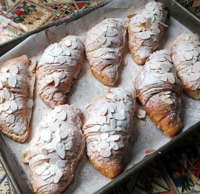 Easy Almond Croissants