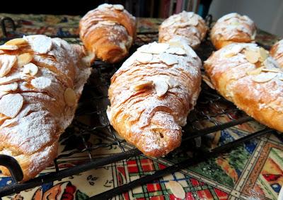 Easy Almond Croissants