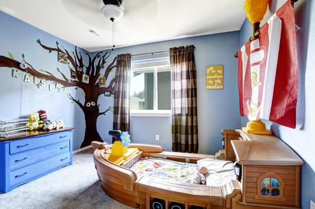 ADDING PIZAZZ TO KIDS’ ROOMS WITH WHIMSICAL WINDOW TREATMENTS