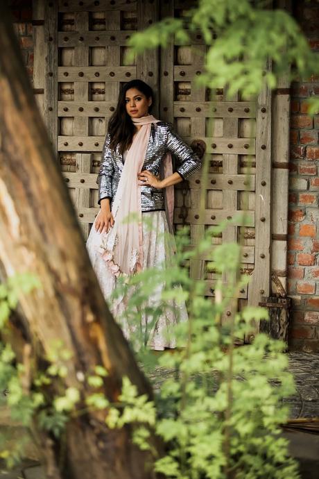 fusion outfit, indian fashion blogger, indian wedding outfit, sequin blazer, lehnga pastel, party outfit, myriad musings, saumya shiohare 