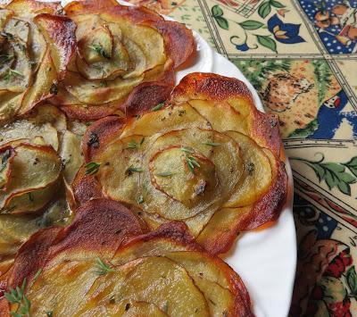 Crispy Herbed Potato Rosettes