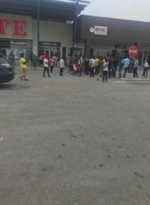 Massive Protest in Lekki Shoprite (Circle Mall), two injured as police allegedly open fire on protesters