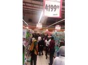 Massive Protest Lekki Shoprite (Circle Mall), Injured Police Allegedly Open Fire Protesters