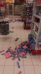 Massive Protest in Lekki Shoprite (Circle Mall), two injured as police allegedly open fire on protesters