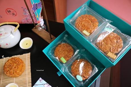 Go traditional with your Mooncakes this Mid-Autumn Festival