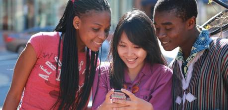 Almost half of Canadian parents concerned with time children spend on devices: study