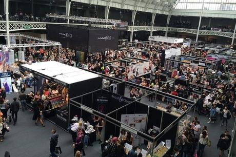 5 Ways to Stand Out at Trade Shows