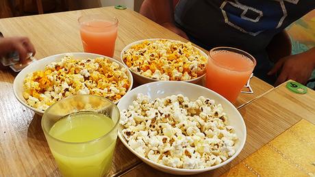 Unlimited drinks and popcorn at Play Nation PH