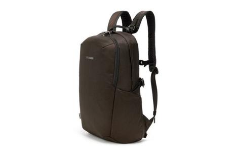 Gear Closet: Pacsafe Vibe 25L Econyl Backpack Review