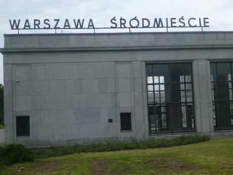 Why Are There Five Central Train Stations in Warszawa? Why Are There Five Central Train Stations in Warszawa?