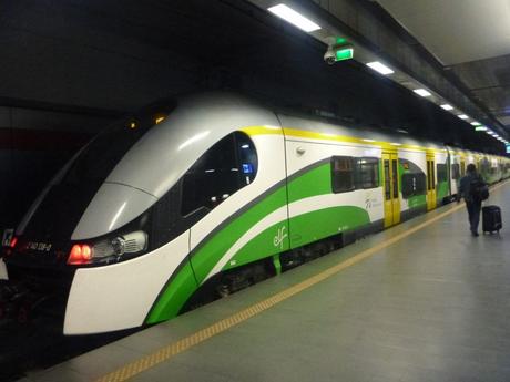 Why Are There Five Central Train Stations in Warszawa? Why Are There Five Central Train Stations in Warszawa?