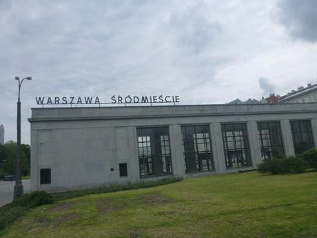 Why Are There Five Central Train Stations in Warszawa? Why Are There Five Central Train Stations in Warszawa?