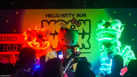 Our first family Moon Walk {Hello Kitty Run 2019}