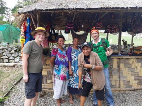 Backpacking in Papua New Guinea: Top 14 Sights in Port Moresby Backpacking in Papua New Guinea: Top 14 Sights in Port Moresby