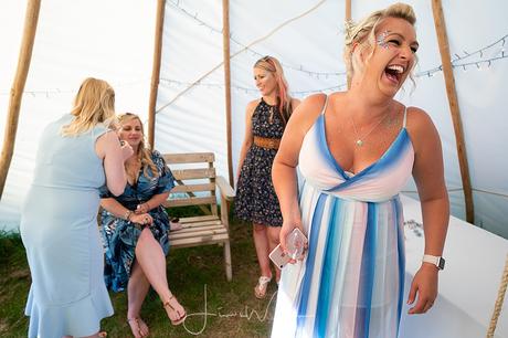 CORNISH TIPI WEDDING PHOTOGRAPHER