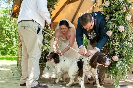 CORNISH TIPI WEDDING PHOTOGRAPHER