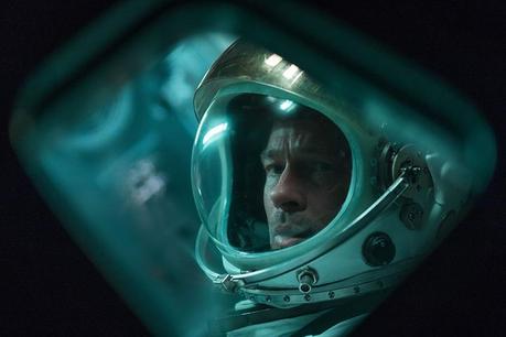 Review Ad Astra (2019): Brad Pitt as a solitary astronaut