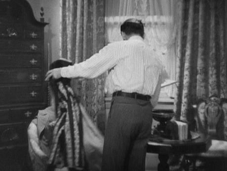 Scarface (1932) – Tony’s Brown Striped Suit Scarface (1932) – Tony’s Brown Striped Suit