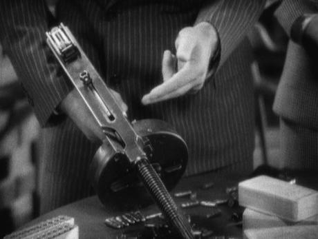 Scarface (1932) – Tony’s Brown Striped Suit Scarface (1932) – Tony’s Brown Striped Suit