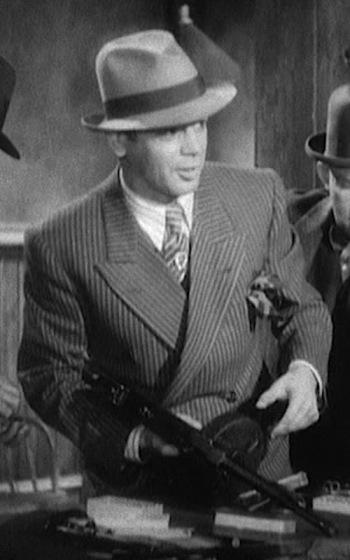 Scarface (1932) – Tony’s Brown Striped Suit Scarface (1932) – Tony’s Brown Striped Suit