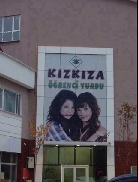 Thanks Photoshop: Selena Gomez appears in hijab on billboard in Turkey