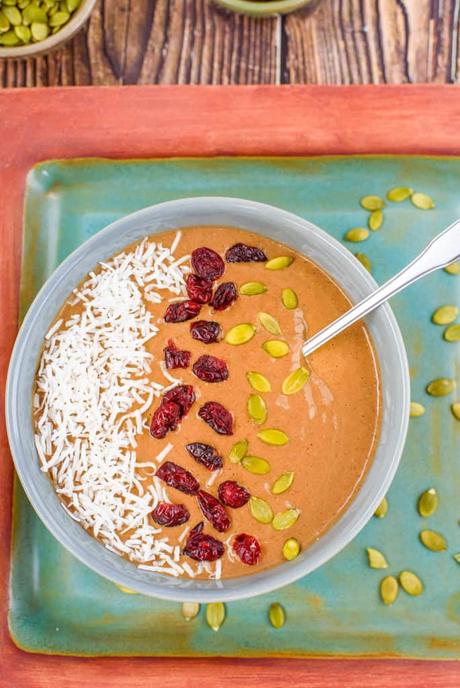 Pumpkin Spice Latte Smoothie Bowl