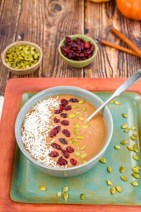 Pumpkin Spice Latte Smoothie Bowl