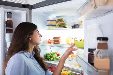 7 Signs it’s Time to Buy a New Refrigerator