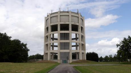 Gironde's finest water towers