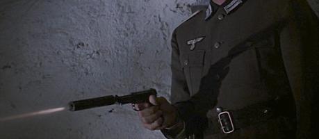 Gregory Peck’s Duffel Coat in The Guns of Navarone Gregory Peck’s Duffel Coat in The Guns of Navarone