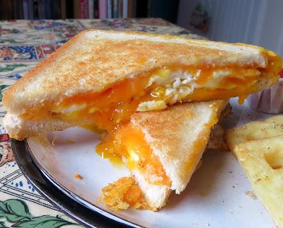 Fried Egg Grilled Cheese